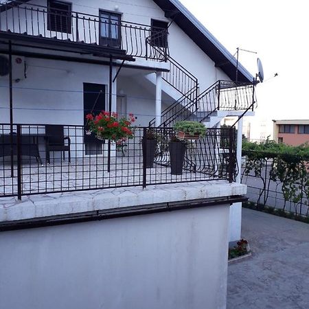 Vrlika Kuca Za Odmor Varos 빌라 외부 사진