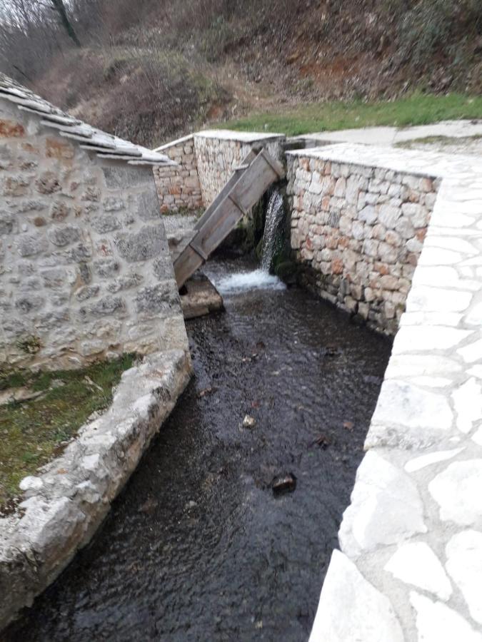 Vrlika Kuca Za Odmor Varos 빌라 외부 사진